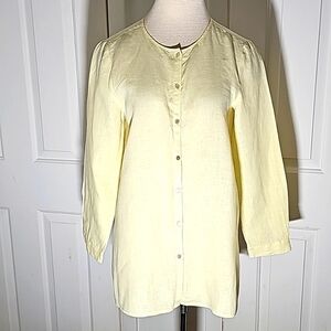Eileen fisher light yellow oversized shirt. 100% organic linen. Size small P.‎